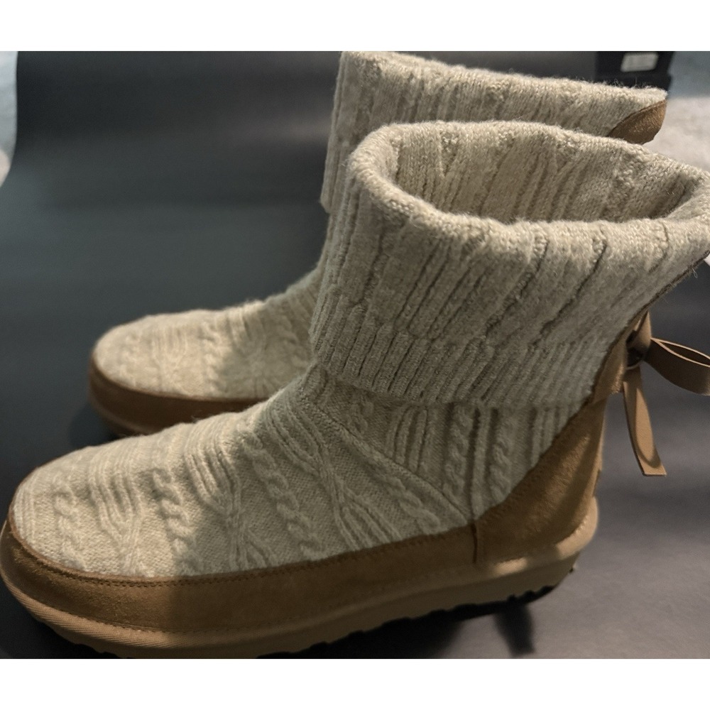 UGG Classic Mini Cabelle Knit Bootie 8 Woman's Ankle Booties NWT